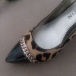 Anne Klein Leopard pump heels